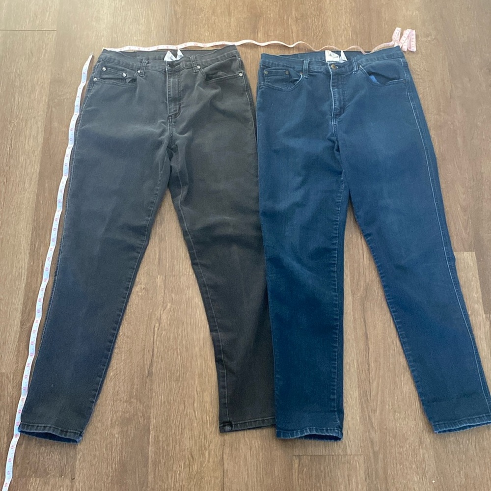 DG2 Diane Gilman 2 vintage pairs of size 10 skinny jeans charcoal grey and denim